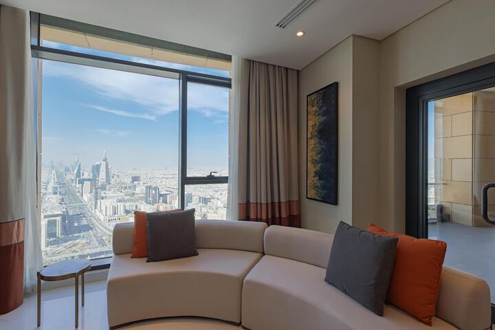 Room 51 of 125