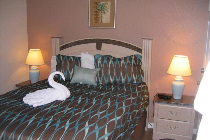 Room 2 of 14