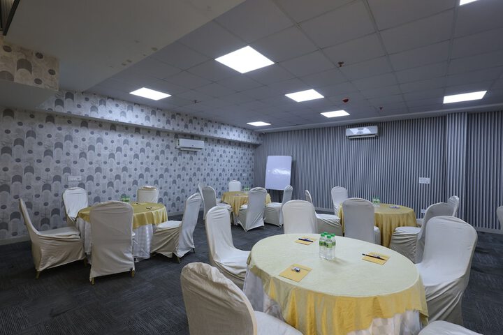 Ballroom/Hall 42 of 56