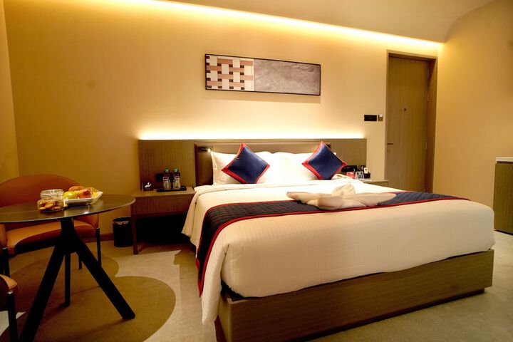 Room 28 of 69