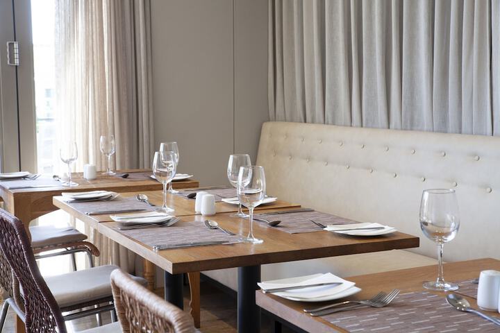 Dining 48 of 73