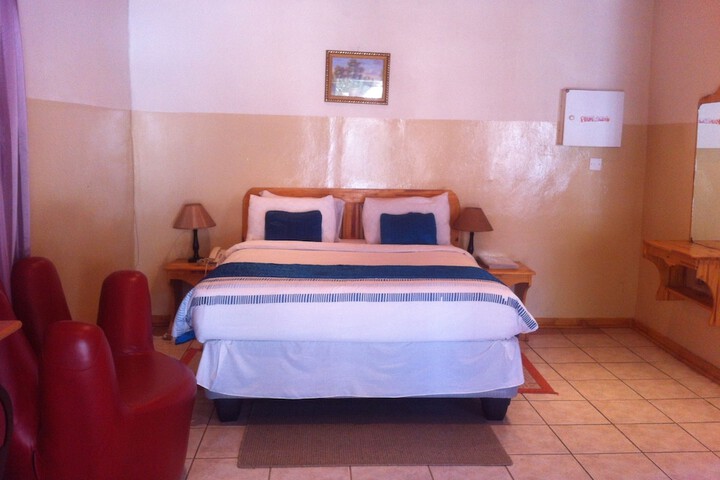 Room 3 of 45
