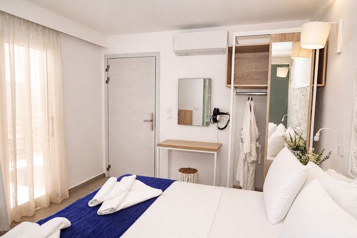Room 32 of 125
