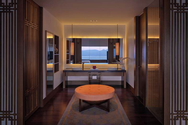 Room 29 of 59