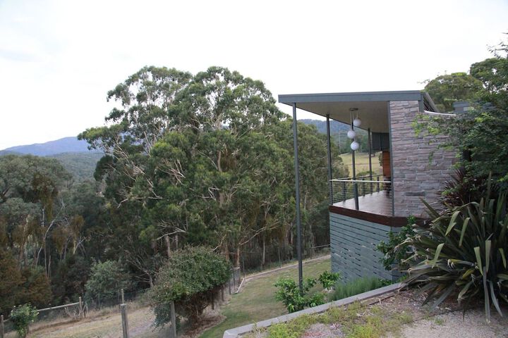 Property Grounds 16 of 19