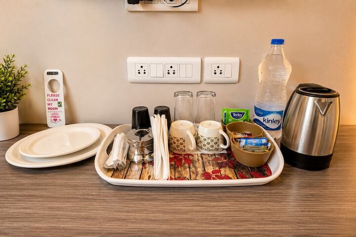Breakfast/Coffee Service 5 of 7