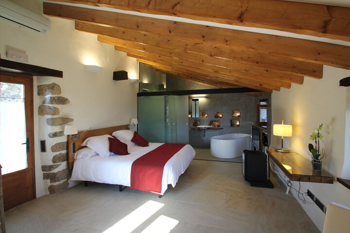 Room 16 of 75