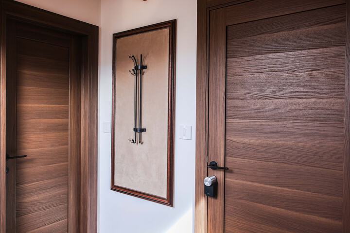 Room 32 of 102