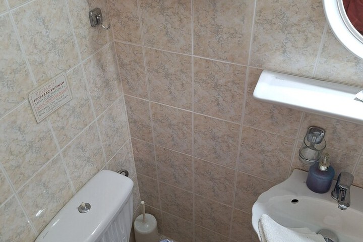 Room 92 of 116