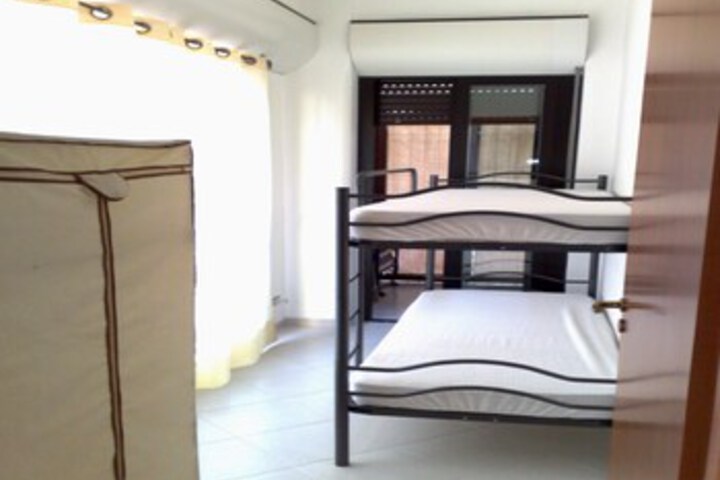 Room 22 of 52