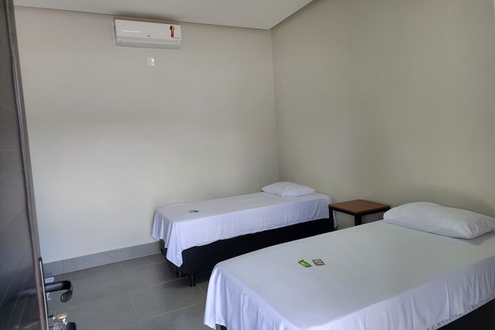 Room 8 of 52