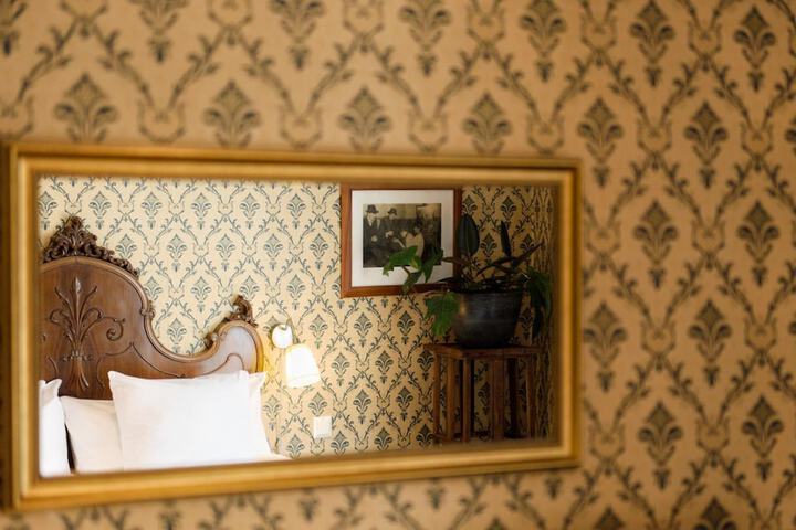 Room 15 of 59