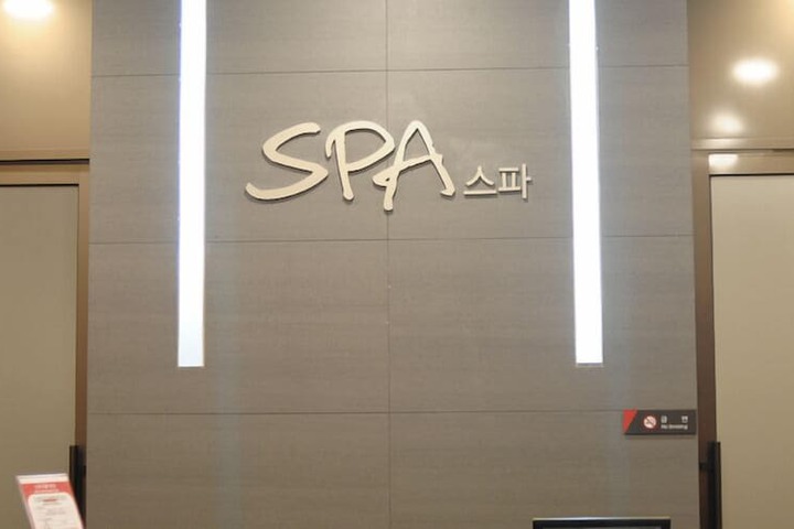 Spa 54 of 100