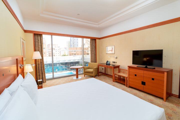Room 21 of 358