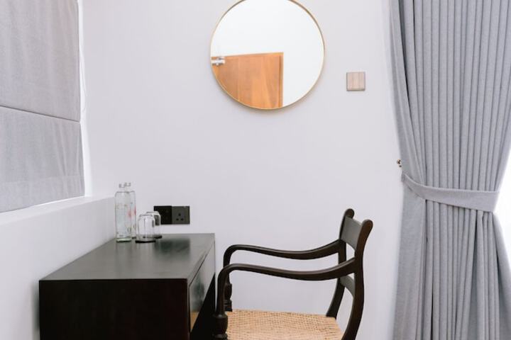 Room 40 of 83