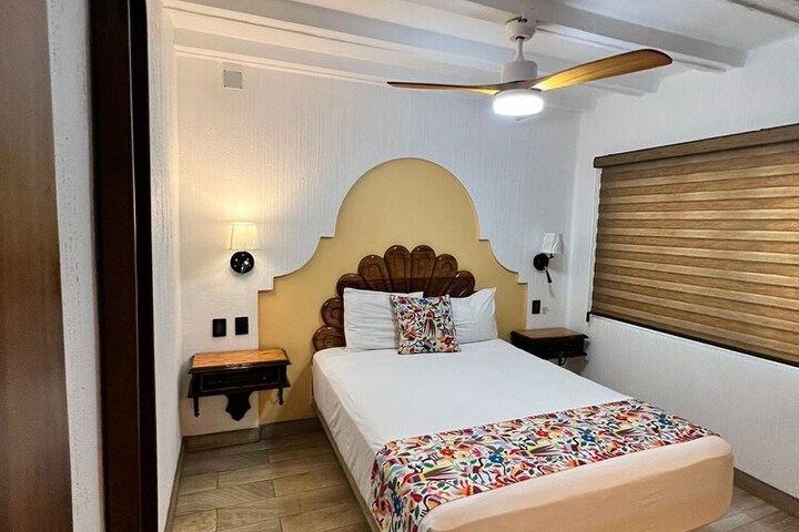 Room 6 of 22