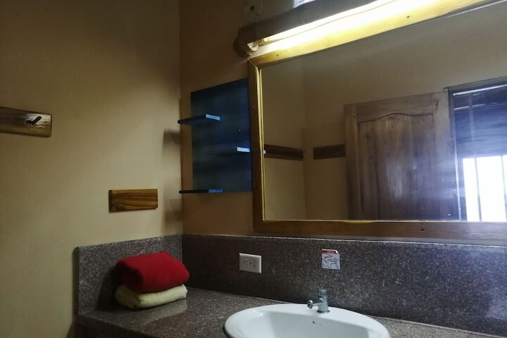 Room 17 of 30