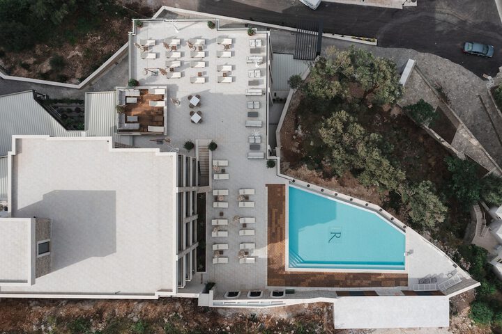 Hotel 192 of 198