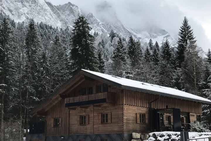 Chalet S Das Juwel an der Zugspitze in Grainau