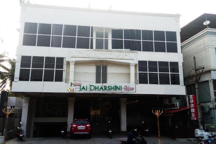 Hotel Jaidharshini Palace