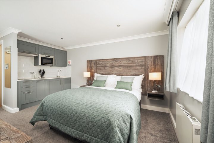 Room 10 of 48
