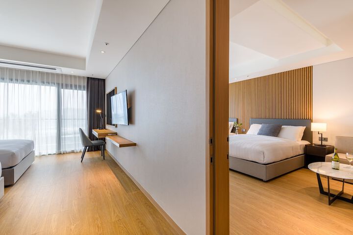 Room 21 of 107