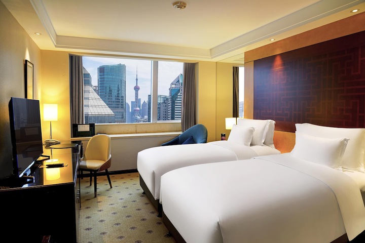 Room 52 of 156