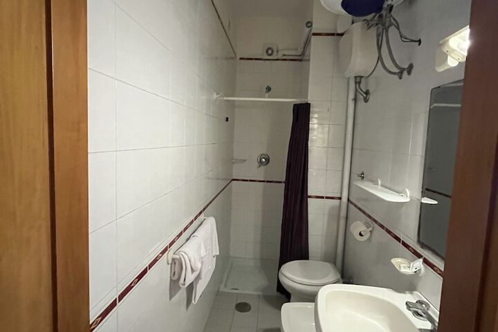 Room 43 of 54