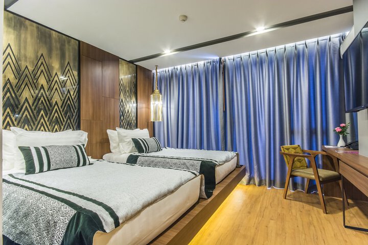 Room 14 of 72