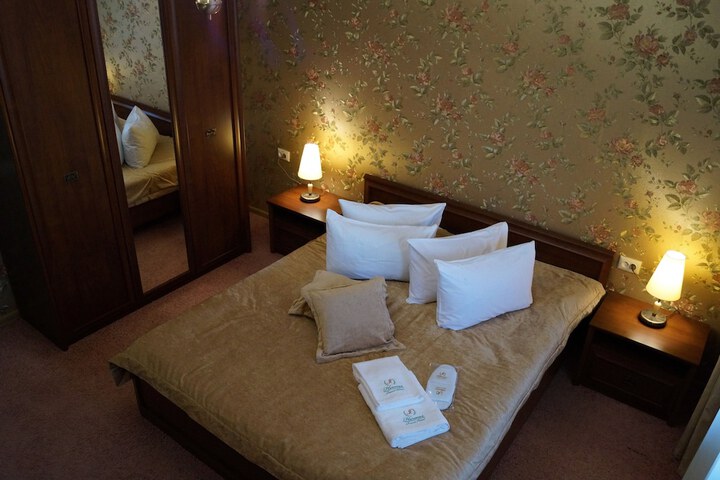 Room 22 of 60