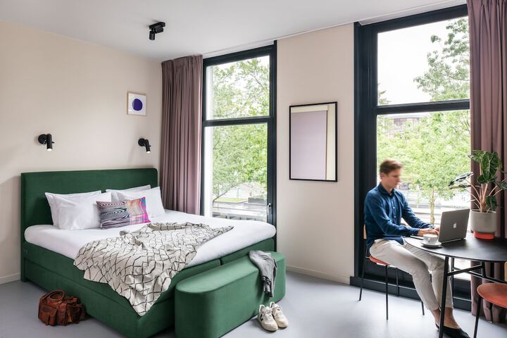 Room 5 of 36