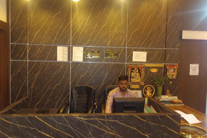 General 4 of 27