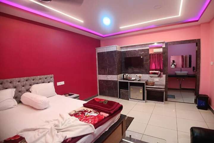 Room 26 of 63