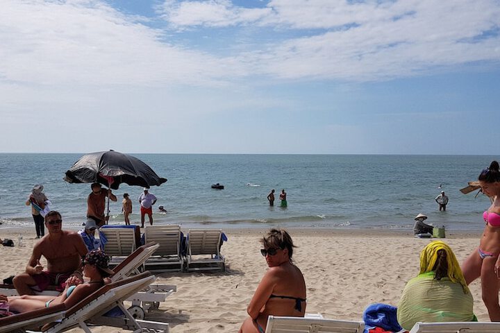 Beach 98 of 131