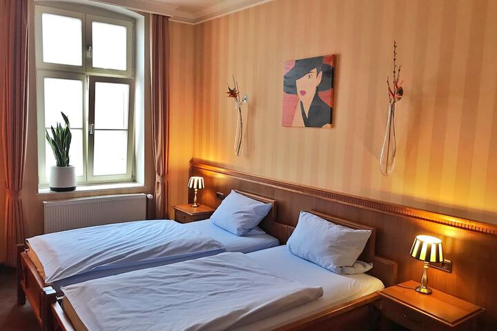 Room 2 of 12