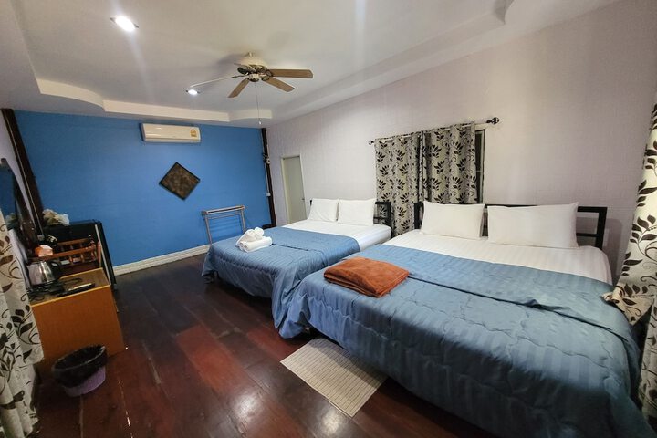 Room 20 of 48