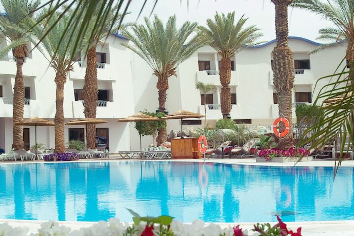 Pool Hotel