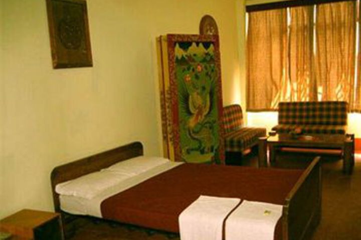 Room 9 of 23