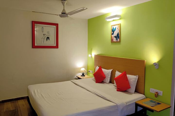 Room 14 of 49