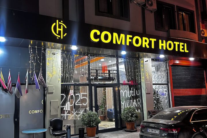 Hotel 50 of 52