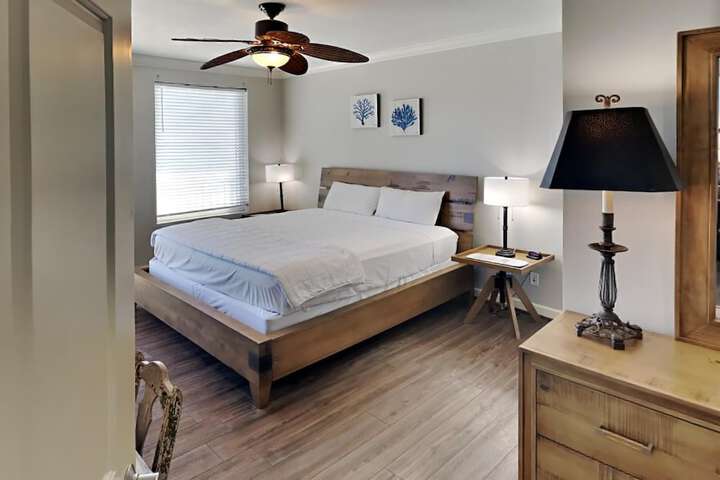 Room 3 of 107