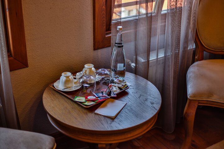 Breakfast/Coffee Service 14 of 45