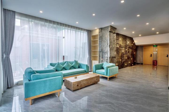 Hotel Interior 14 of 27