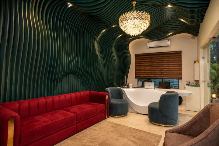 Hotel Interior 7 of 143