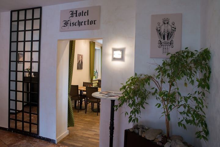 Hotel 53 of 54