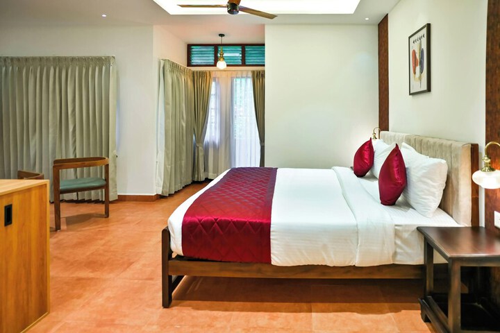 Room 10 of 24