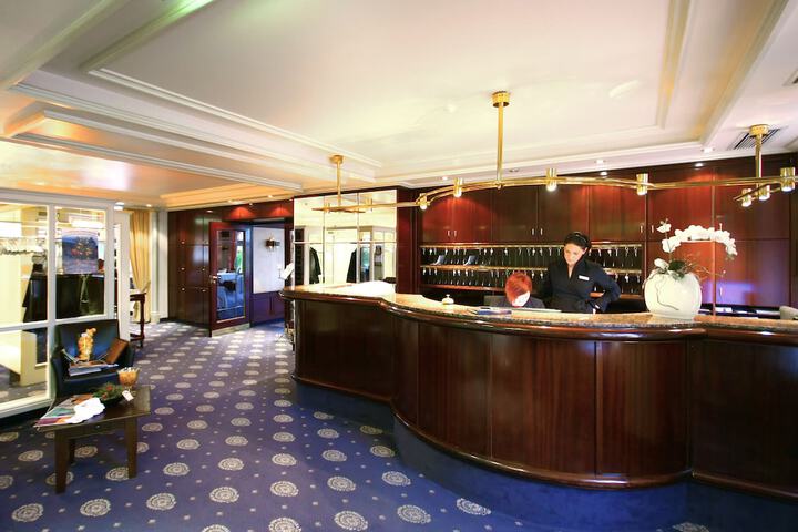 Hotel 2 of 58