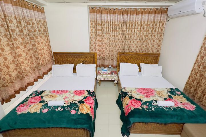 Room 17 of 29