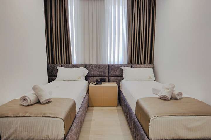 Room 17 of 95