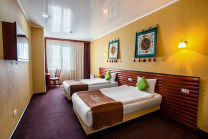 Room 13 of 29